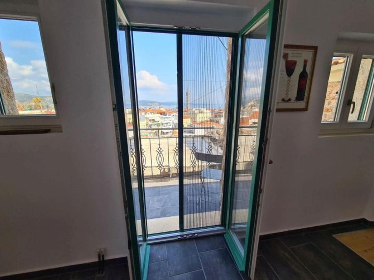 Appartement Gythio Townhouse Extérieur photo