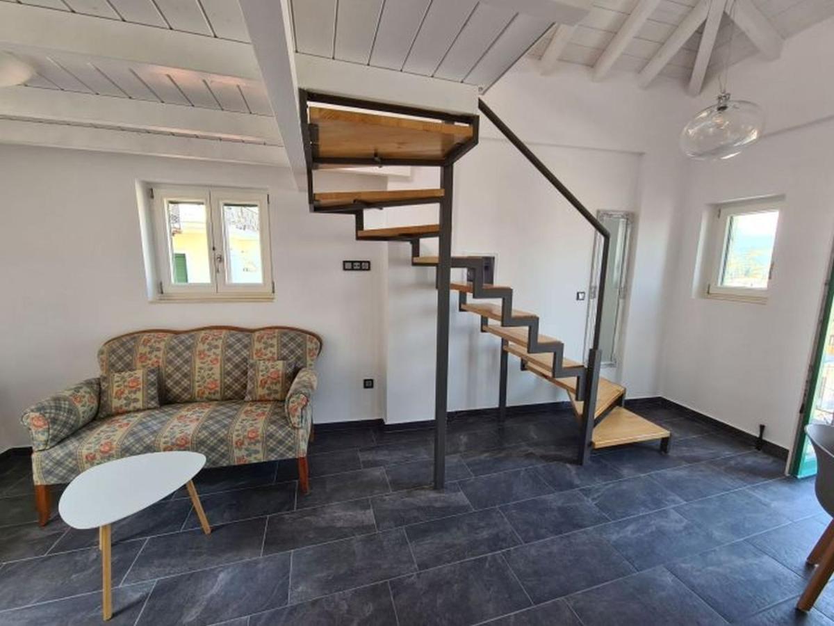 Appartement Gythio Townhouse Extérieur photo