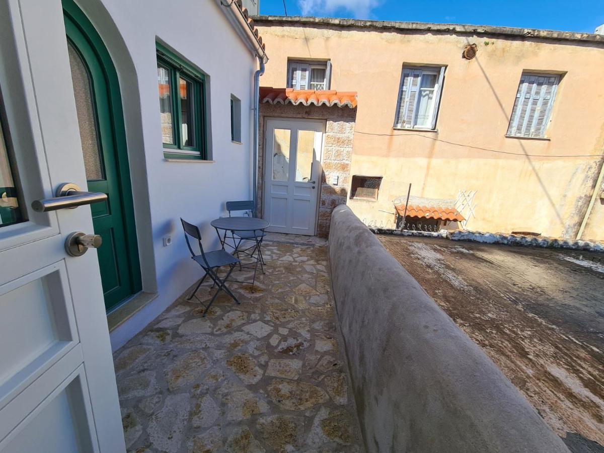 Appartement Gythio Townhouse Extérieur photo